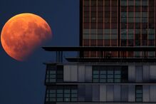 Eclipse parcial da Lua