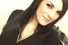 2017-08-11_11_38.06 brunette-smiling-woman-straight-hair-1038953.jpg