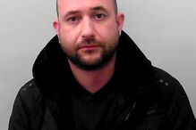 Vai preso por fazer sexo com o cão de um amigo