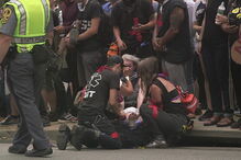 Marcha de extrema-direita em Charlottesville, EUA, provoca três mortos e dezenas de feridos