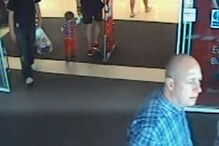 Alan Knight e a mulher foram condenados a penas de prisão por burla e obstrução à Justiça