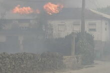 Incêndio em Vila Real destrói casa