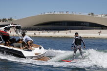 McNamara surfou onda mais longa de sempre no Rio Tejo