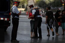 Polícia nas ruas de Barcelona