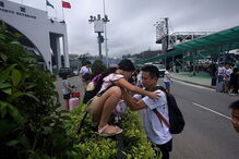 Os estragos causados pelo tufão que passou por Macau