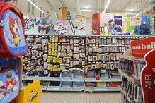 Aquisição de manuais escolares é uma das maiores despesas para as famílias no início de cada ano letivo   