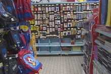 material escolar, regresso às aulas, orçamento familiar, escola, compras, Portugal