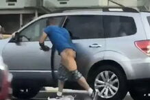 Ladrão perdeu calções ao tentar roubar carro