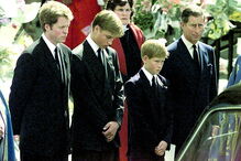 William, Diana, Camilla Parker-Bowles, Lady Di, Andrew Morton, Mercedes, Kensington, Harry, Carlos, Paris, Dodi Al Fayed, Sunday Mirror, França, Sunday Mirror, França, questões sociais, morte