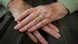 PSP salva idosa de morte à facada às mãos do marido no Barreiro