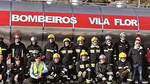 Bombeiros de Vila Flor com pavilhão para estacionar carros de socorro