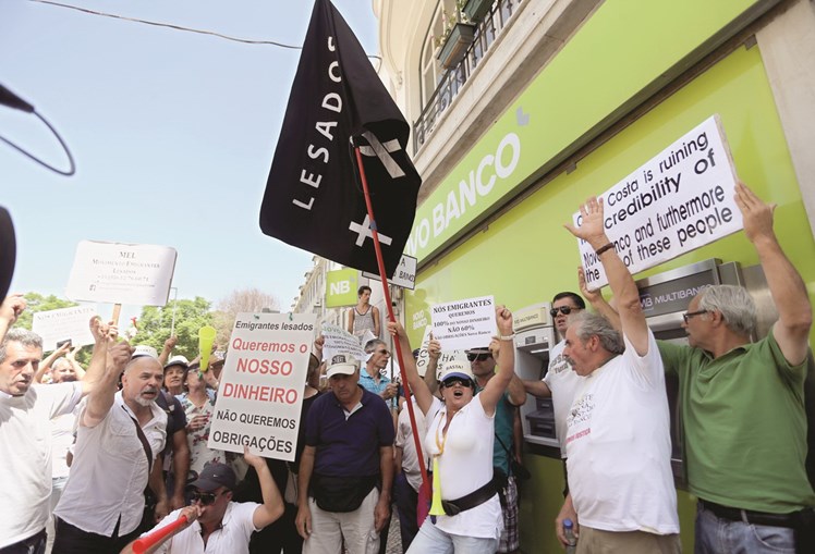 Emigrantes obrigacionistas já protestaram no verão passado e mantêm agendada uma nova ‘manif’ para amanhã 