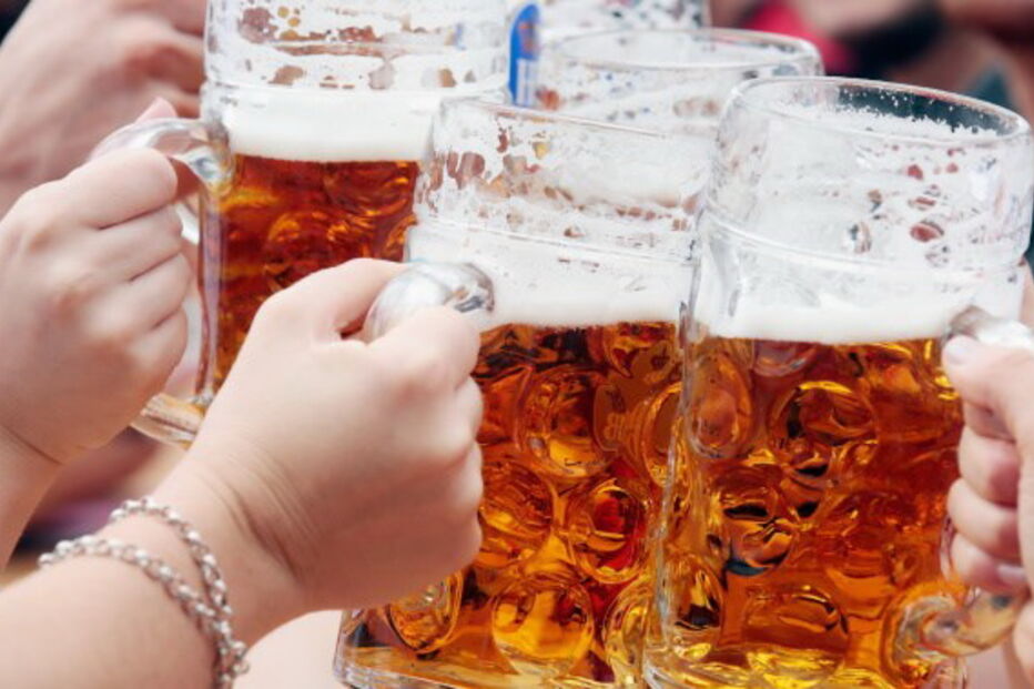 Saiba quais são as bebidas que lhe causam as piores ressacas 