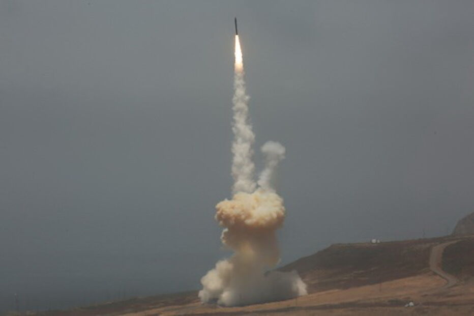 2017-08-02_12_12.18 missile.jpg