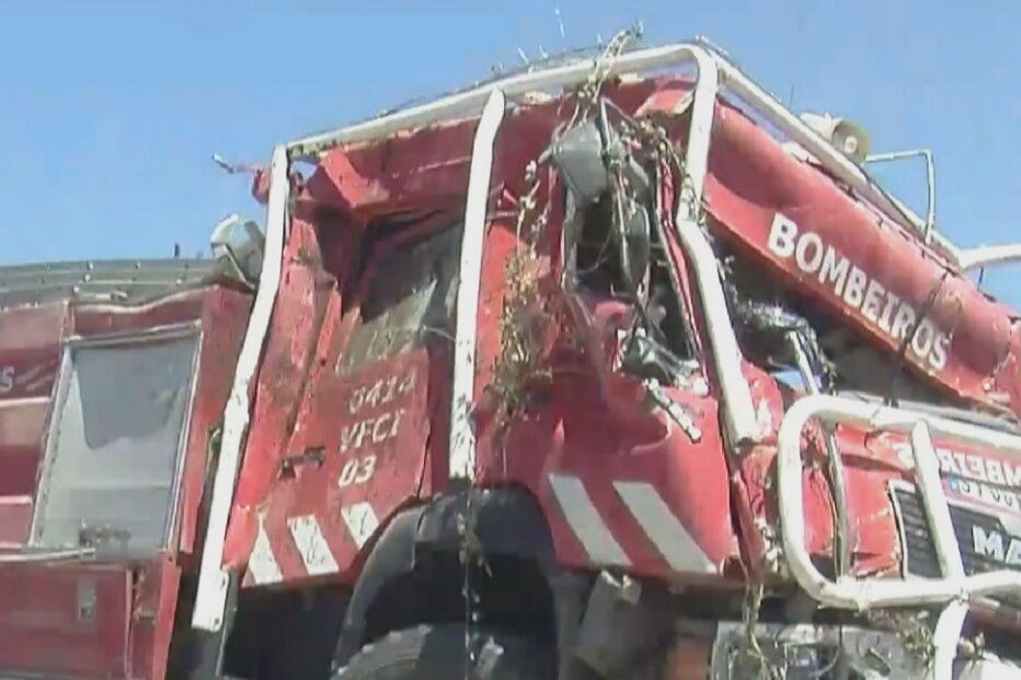 Acidente destruiu carro dos Bombeiros de Sendim