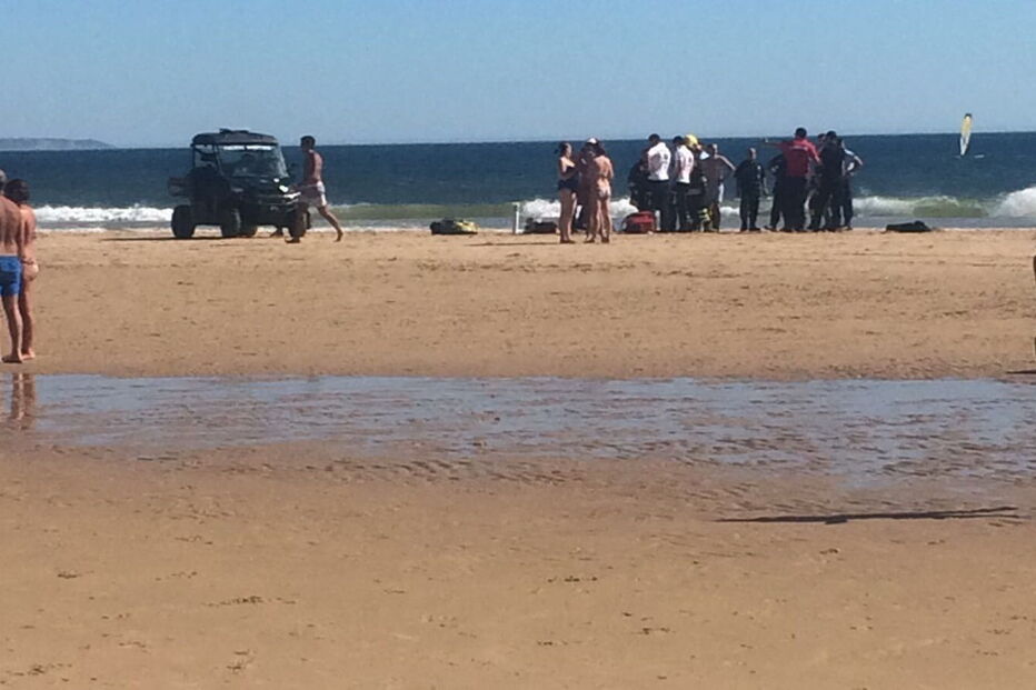 Avião ligeiro aterra de emergência em Almada