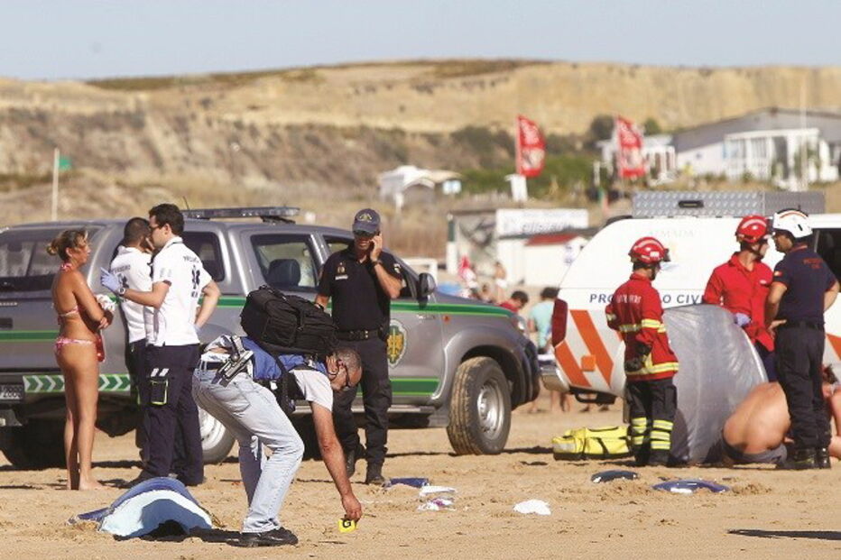 Sofia e José Lima foram atingidos mortalmente pela avioneta na praia de S. João da Caparica