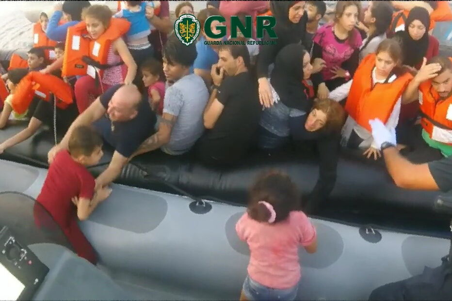 GNR resgata migrantes ao largo da Grécia
