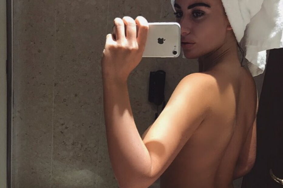 Chloe Laying foi sequestrada em Itália