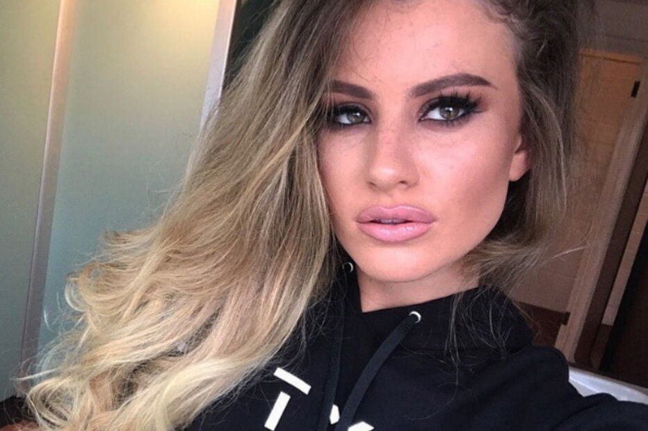 Chloe Laying foi sequestrada em Itália