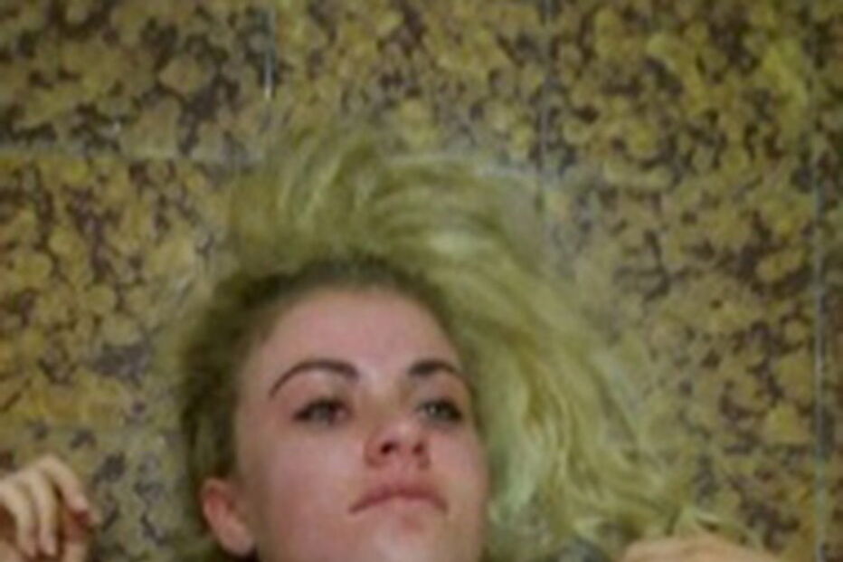 Chloe Ayling tem 20 anos