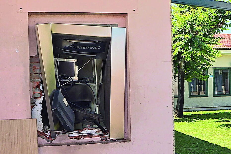 Vila do Conde, Gião, presidente, Adelino Sousa Lima, GNR, Polícia Judiciária do Porto, crime, lei e justiça, crime, assalto, polícia, política