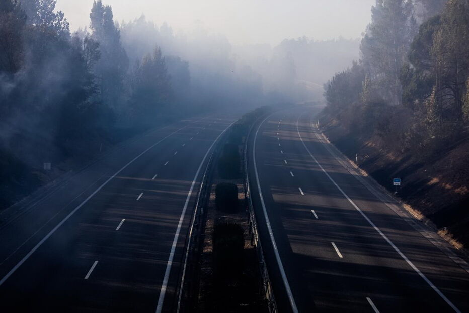 Incêndio na Mealhada obriga ao corte da A1 nos dois sentidos