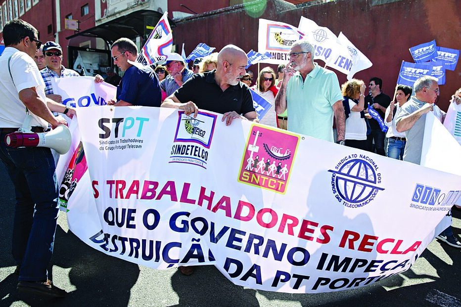 Os trabalhadores da PT tentaram ontem ser recebidos por António Costa durante o conselho de ministros, em Lisboa 