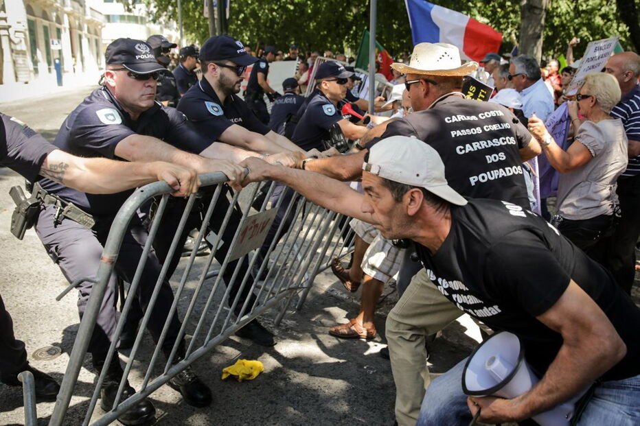 Manifestação em abril já tinha resultado em confrontos com a PSP