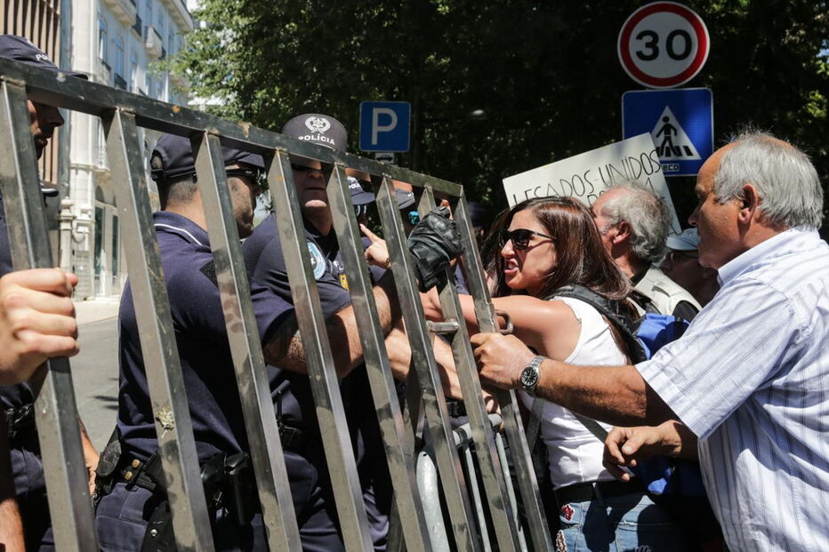 Manifestação em abril já tinha resultado em confrontos com a PSP