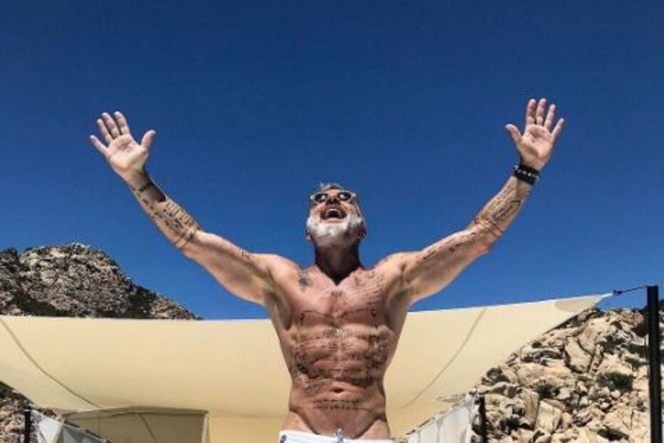 Gianluca mostra luxos nas redes sociais