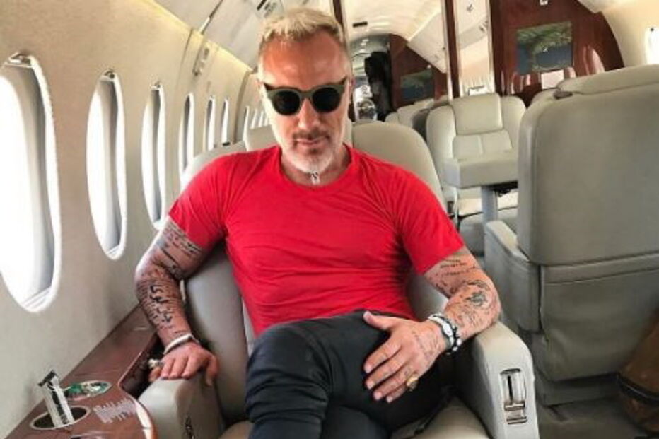 Gianluca mostra luxos nas redes sociais