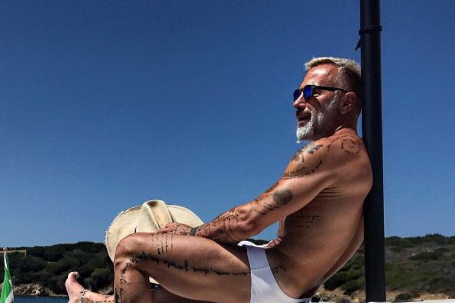 Gianluca mostra luxos nas redes sociais