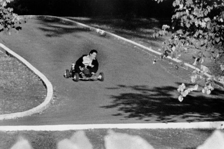 Gillian G. Gaar mostra fotografias inéditas de Elvis Presley no livro 'Elvis: A Lenda'