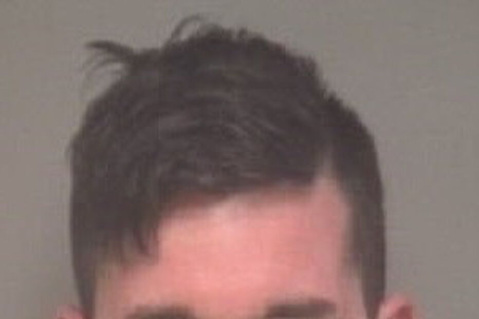 Marcha de extrema-direita em Charlottesville, EUA, provoca três mortos e dezenas de feridos