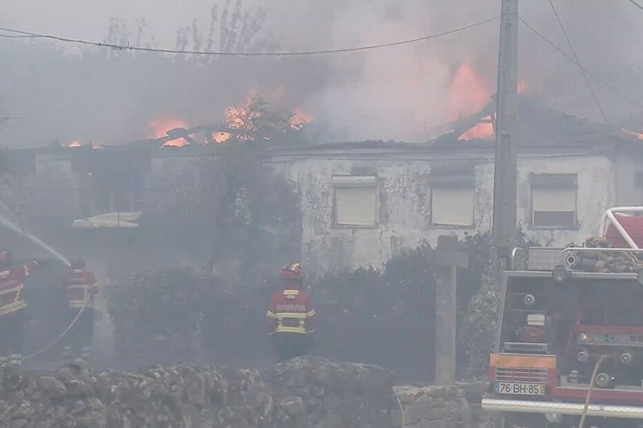 Incêndio em Vila Real destrói casa