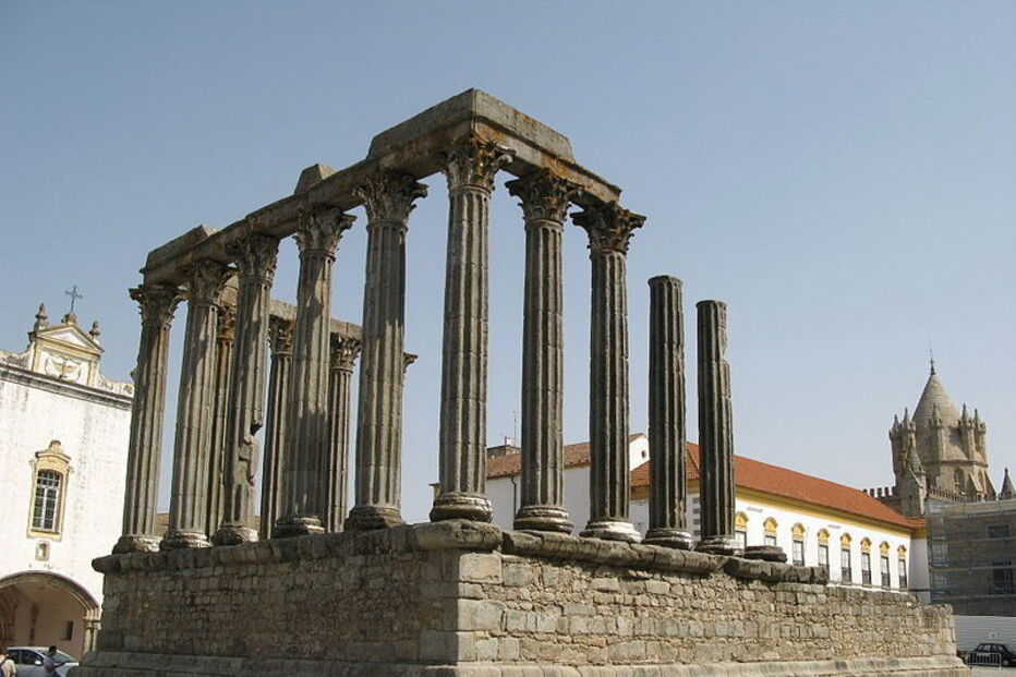 Templo Romano de Évora