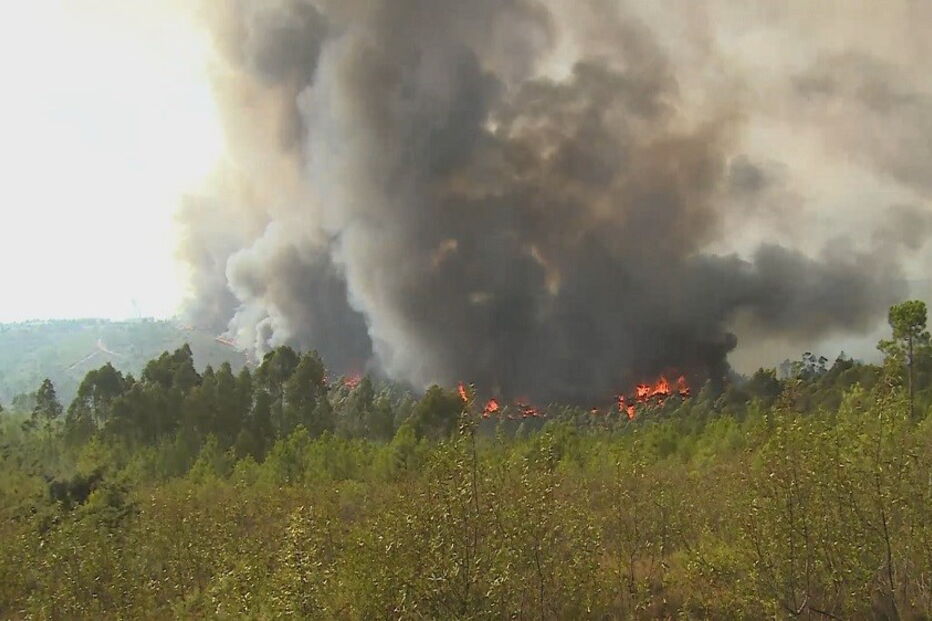 Incêndio em Vila de Rei