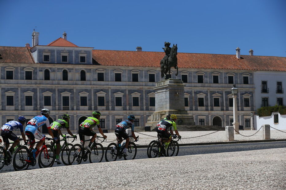 Veja as melhores imagem da Volta a Portugal em bicicleta
