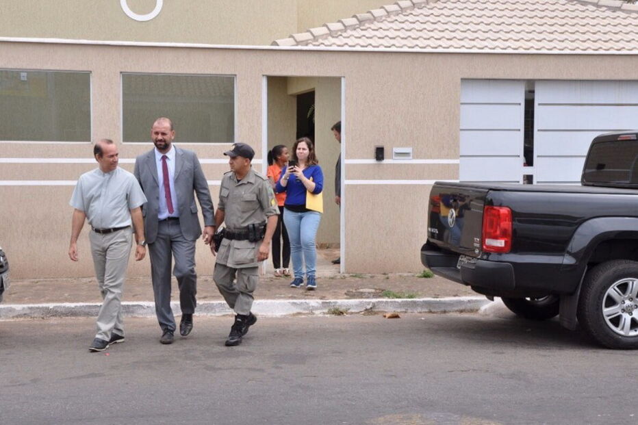 Iran Rodrigo Souza de Oliveira, Brasil, padre, fiéis, virgindade, abuso sexual, violação, crentes