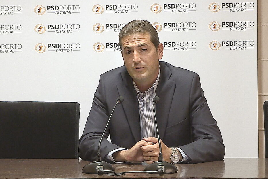 Hugo Soares, líder parlamentar do PSD, respondeu ao convite de Costa para um acordo depois das autárquicas