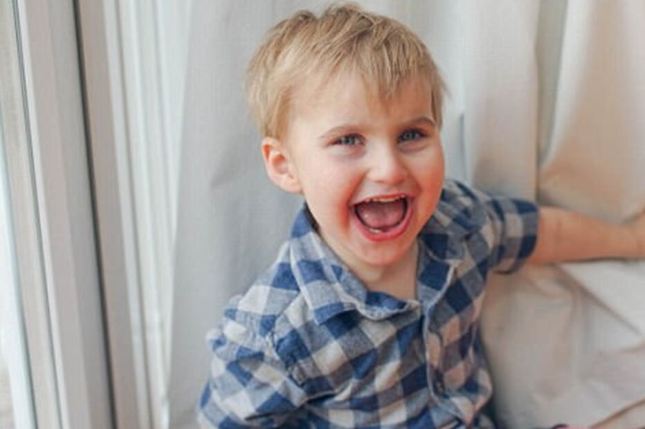 2017-08-20_09_32.55 menino nao sente dor.PNG