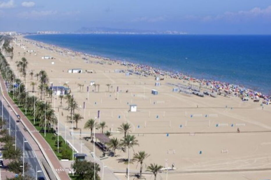 Praia de Racó de Cullera em Valência
