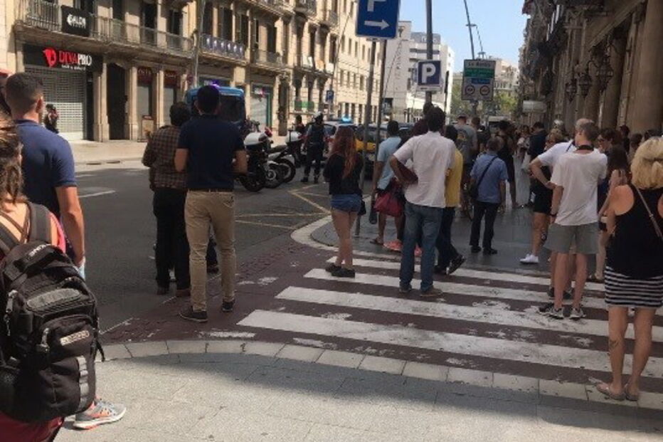 Imagens da evacuação em Barcelona foram partilhadas no Twitter