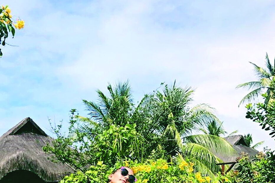 2017-08-21_23_28.57 Filha de Mourinho  deslumbra.jpg