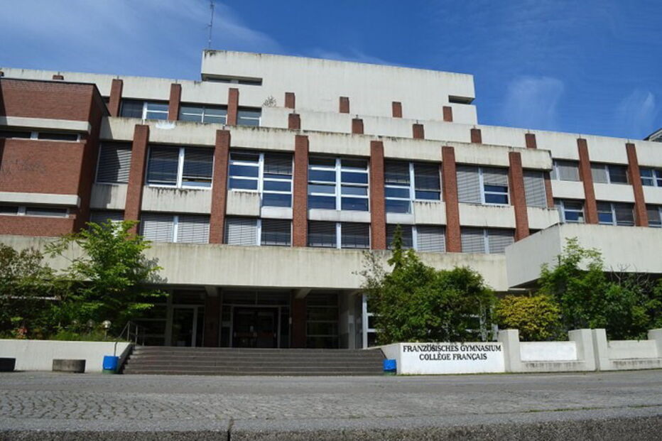 Escola na Alemanha construiu vedação