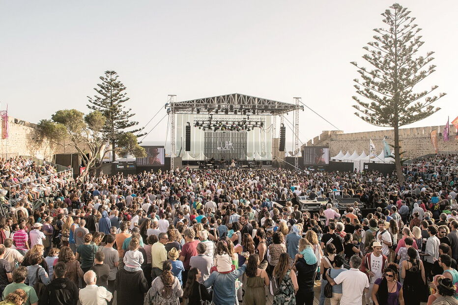 GNR apreendeu duas embalagens da droga do sexo, ‘poppers’, no Festival Músicas do Mundo deste ano, em Sines. PJ alerta para os riscos na saúde