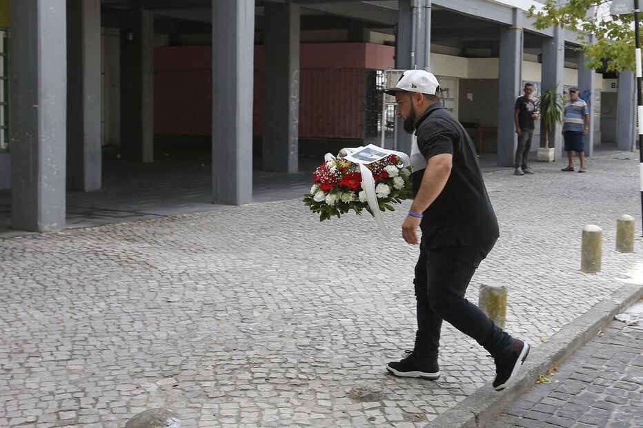 Local do homicídio e homenagens de amigos