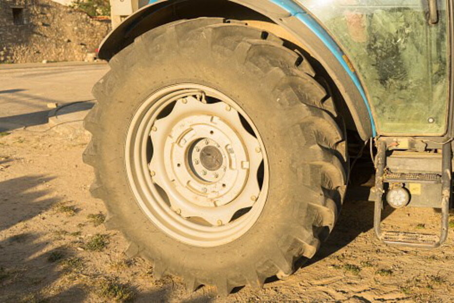 Meda, acidente, trator, agrícola, homem, morte, xxx