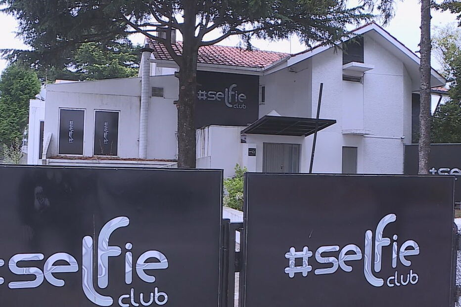 Crime junto à discoteca Selfie